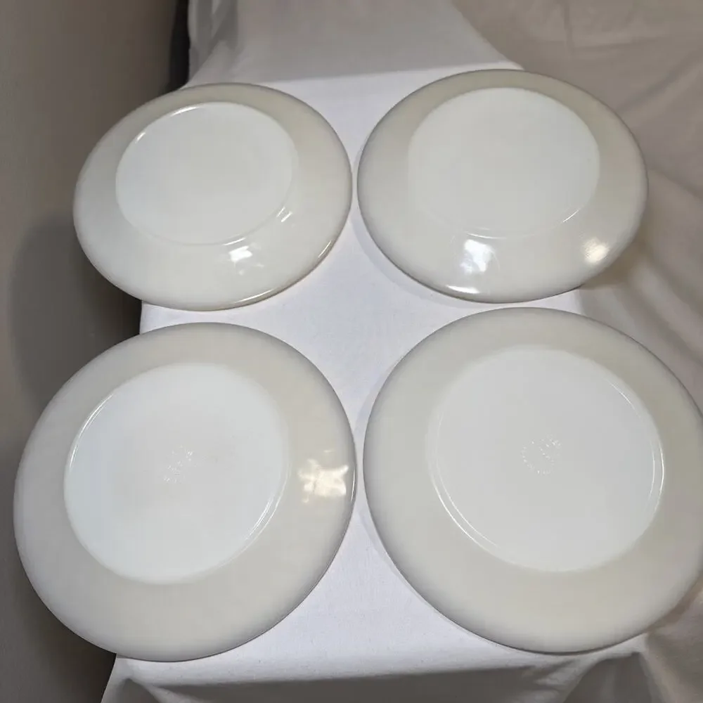 VTG Anchor Hocking Fire King Swirl Gold Rim Oven Safe Set of 4 Dinner Plates 9